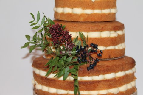 Wedding Cakes and Catering - The Vale Cake Boutique-Image 3523