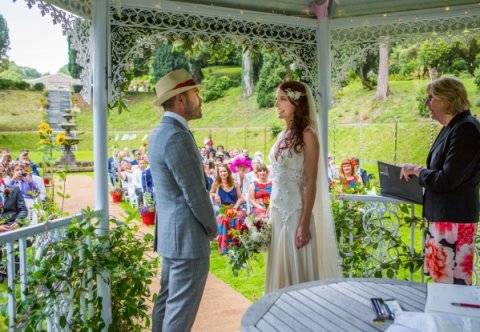 ceremony in sunken garden - Tracey Estate