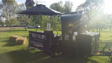 Outside Wedding Caterers Hereford - Juicy Jackets