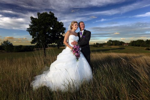 #ChartHills #Photoshoot #Bride&Groom #Golfcourse - Chart Hills Golf Club