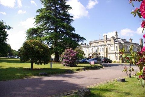 Entrance to Chilworth Manor - Best Western Chilworth Manor