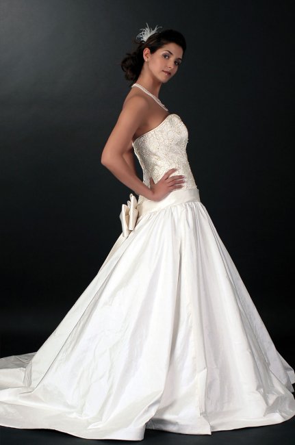 Wedding Dresses and Bridal Gowns - Eli-b Create and Sew-Image 36112