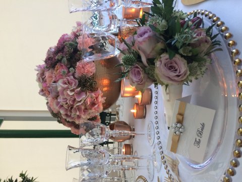 Lush table - Daisy Chain