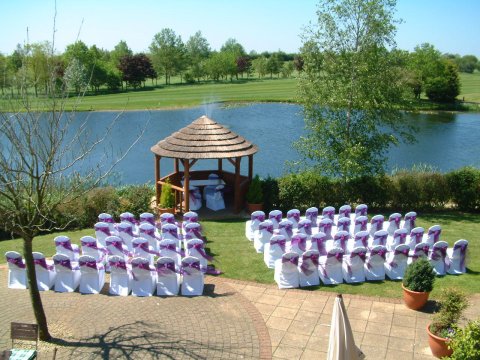 Outdoor Civil Ceremonies - Witney Lakes Resort