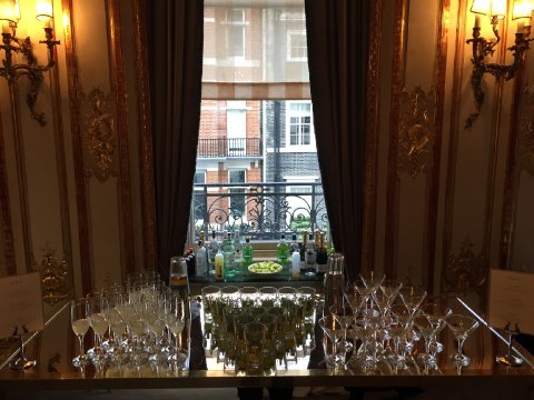 Arrival Drinks for your Wedding Guests. - Cocktailmaker