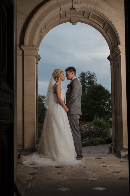 Balancing flash with ambient light for dramatic photo's - Graham Mansfield Photography