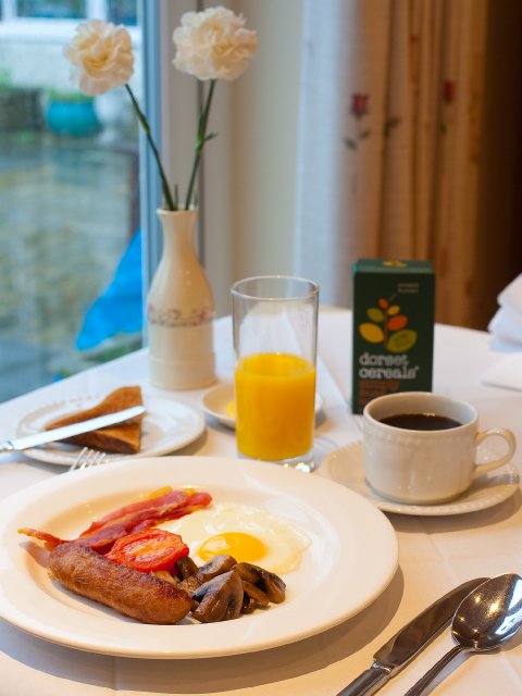Breakfast - Lordleaze Hotel