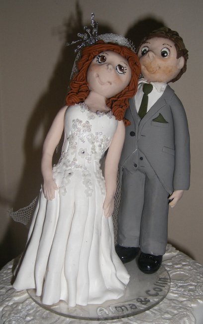 Bride and Groom cake toppers - Cakes Unlimited of Yorkshire