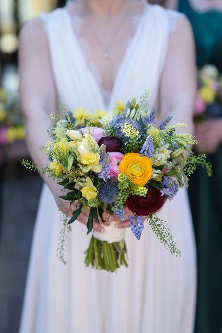 Beautiful scented spring flower bouquet - Akito Floral Design