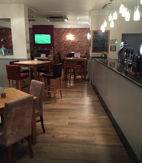 The Lodge Bar - Littleover Lodge Hotel