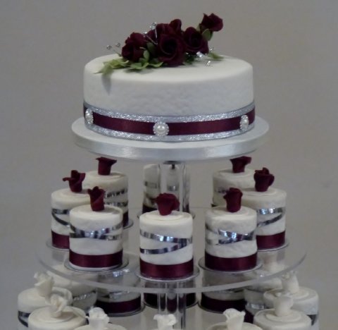 Wedding Cakes - Centrepiece Cake Designs-Image 3405