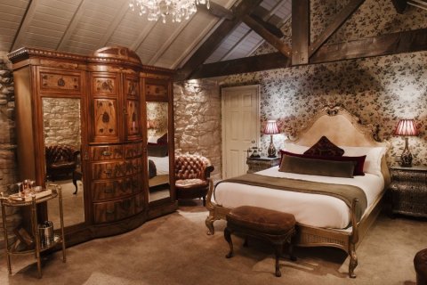 Outdoor Wedding Venues - Newton Hall-Image 46720