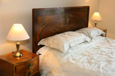 Master bedroom in The Moretons Farmhouse - The Moretons