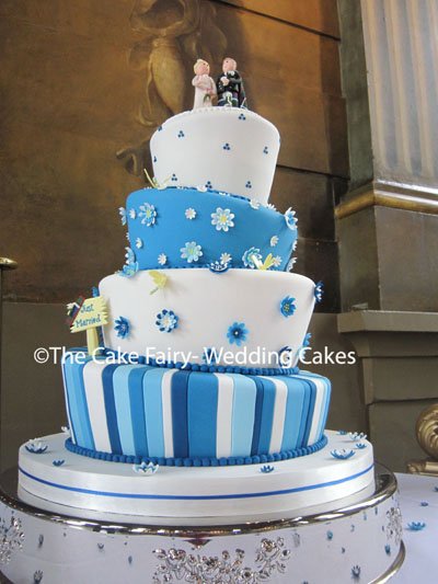 RW40 A popular wedding Cake design - The Cake fairy