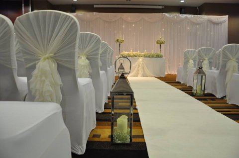 Wedding Ceremony and Reception Venues - Mercure St Pauls Hotel & Spa-Image 13621