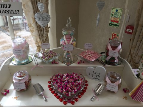 Wedding Catering and Venue Equipment Hire - Sweet Cart Company -Image 31455
