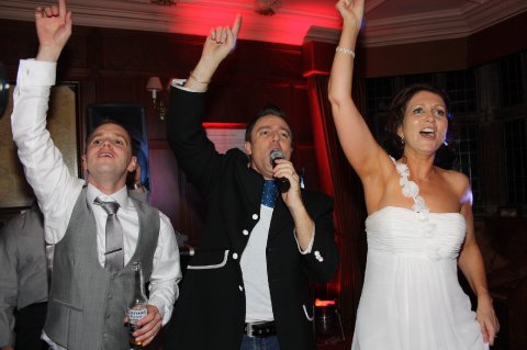 Wedding Music and Entertainment - Andy Wilsher Sings...-Image 5030