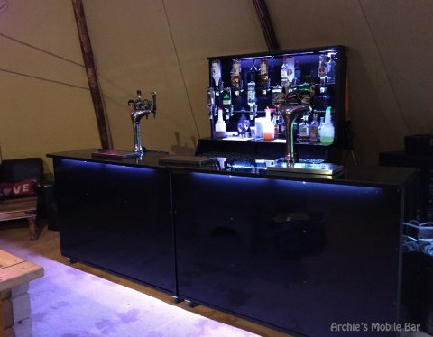 Wedding Champagne and Wine - Archie's Mobile Bar-Image 4507