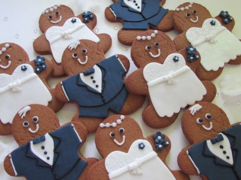 Gingerbread Bride and Groom - Quintessential Cookies & Cakes