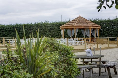 Outdoor Wedding Venues - Best Western Rockingham Forest Hotel -Image 9798