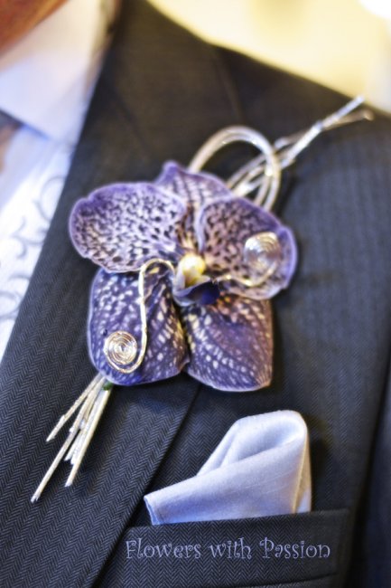 Orchid buttonhole - FLOWERS WITH PASSION
