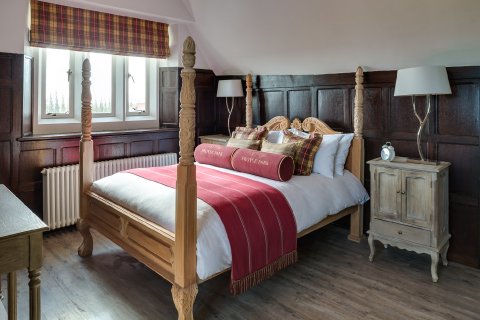 Luxury Accommodation - Froyle Park