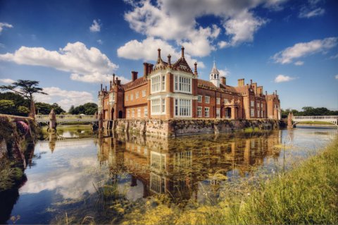 Wedding Reception Venues - Helmingham Hall Gardens-Image 21944