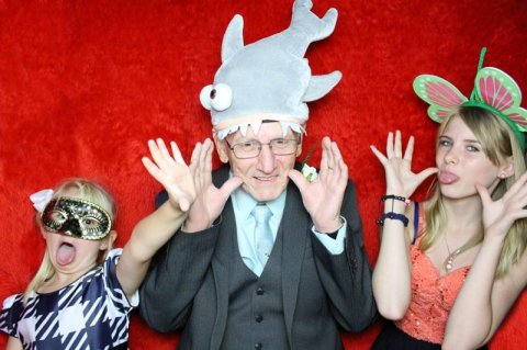 Wedding Photo Booths - PhotosBooths