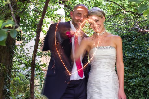 Making hearts in the air with sparklers - Narshada Photography