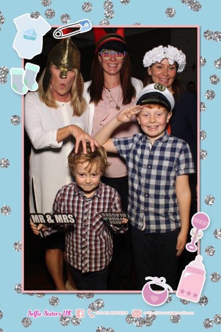 http://www.selfiesistersuk.com - Selfie Sisters UK