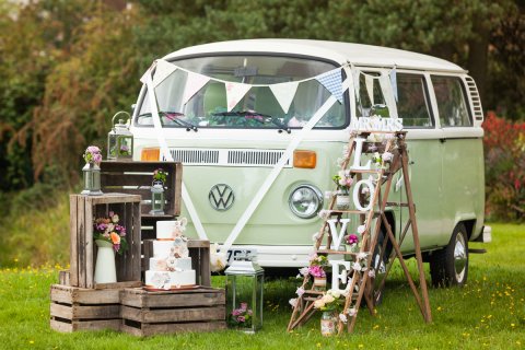Wedding VW Camper Surrey - Buttercup Bus 