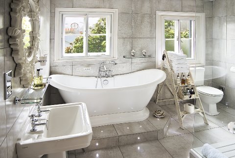 Master room 1 bathroom - Number One Port Hill