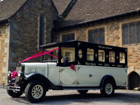 Wedding Cars - Brecon Wedding Cars-Image 34994