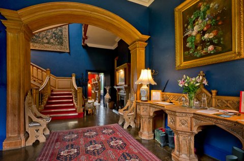 The lobby - Ardanaiseig Hotel