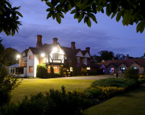 Yew Lodge at night - Yew Lodge Country House