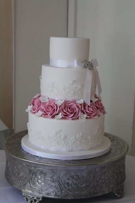 Wedding Cakes - Pam-Cakes-Image 11216