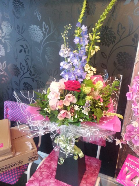 Wedding Table Decoration - Blooming Fantastic-Image 37006