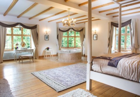 The Bridal Suite at Achnagairn - Achnagairn Castle