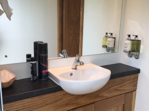 Wedding Catering and Venue Equipment Hire - Luxury Toilet Hire UK Ltd-Image 27463