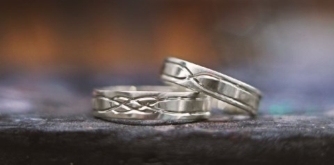 Wedding Rings - Harriet Kelsall Bespoke Jewellery -Image 21485