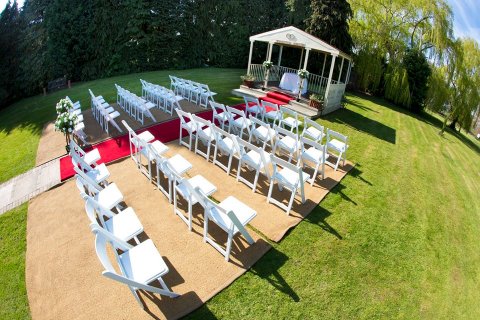 Outdoor Wedding Venues - The Wroxeter Hotel-Image 25575