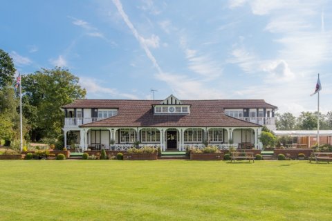 Cricket Pavillion - London Shenley Club