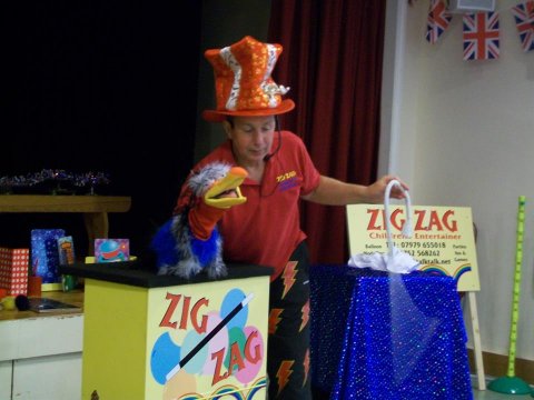 Wedding Childrens Entertainers - Zig Zag Children's Entertainer-Image 34746