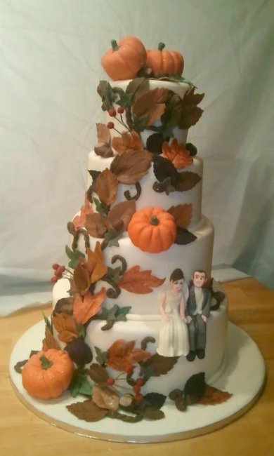 4 tier Autumn leaves cake - Alison loves To Bake
