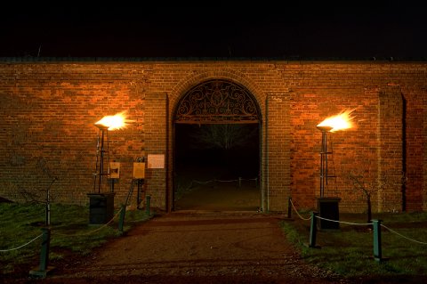 Outdoor Wedding Venues - The Conservatory at the Luton Hoo Walled Garden-Image 10017