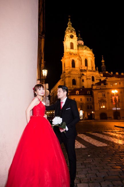 Pre-wedding photography, videography bridal hair makeup service in Prague - Forever Love Wedding