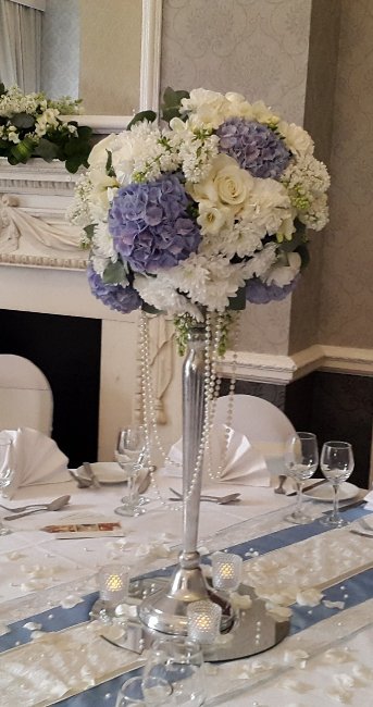 Candelabra Centrepiece - Add Style UK Ltd