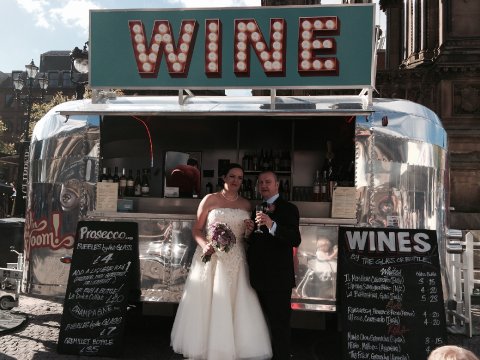 Wedding Champagne and Wine - Vin Van Voom-Image 8789
