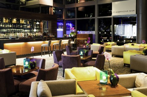 Wedding Ceremony and Reception Venues - Mercure St Pauls Hotel & Spa-Image 13613