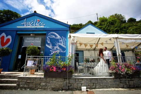 Our restaurant and terrace offer a flexible space for your wedding - Amélies, Porthleven